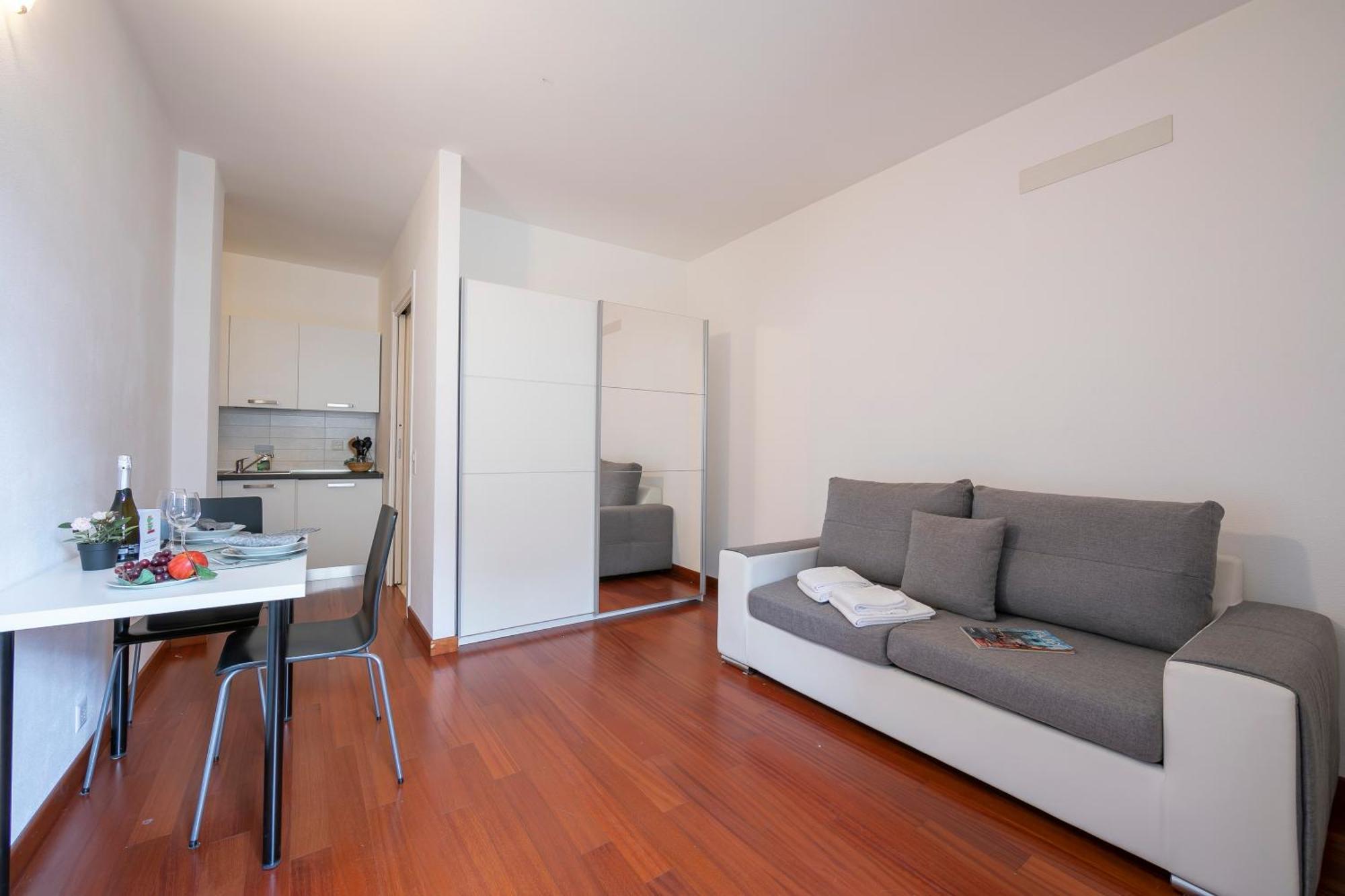 Moonlight - 150M From The Lake - Happy Rentals 盧加諾 外观 照片