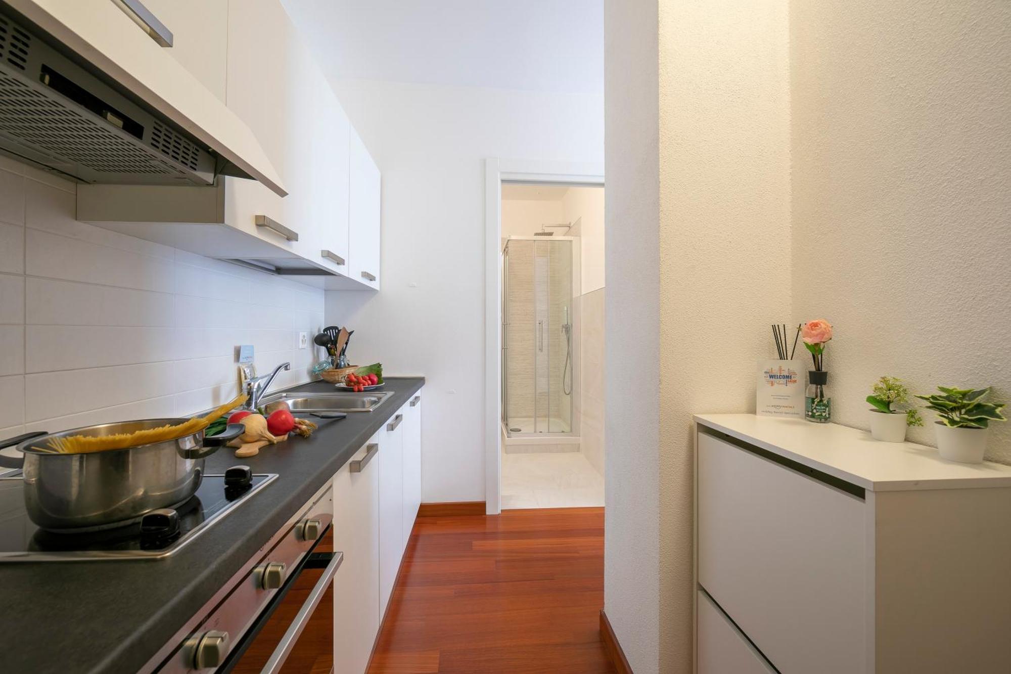 Moonlight - 150M From The Lake - Happy Rentals 盧加諾 外观 照片